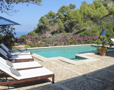 Enchanting Panoramic Villa with Private Pool, in Deia