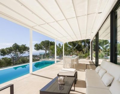 Luxury Living Redefined: Modern 5-Bedroom Villa with Panoramic Views and Pool