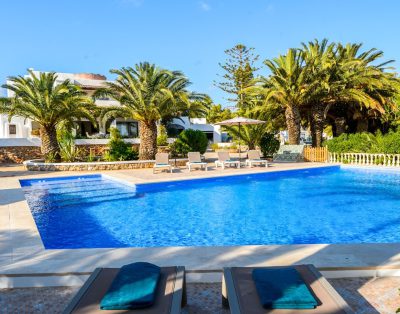 🌿 Peaceful and Relaxing 5 Bedroom Holiday Villa with Pool in San Jose